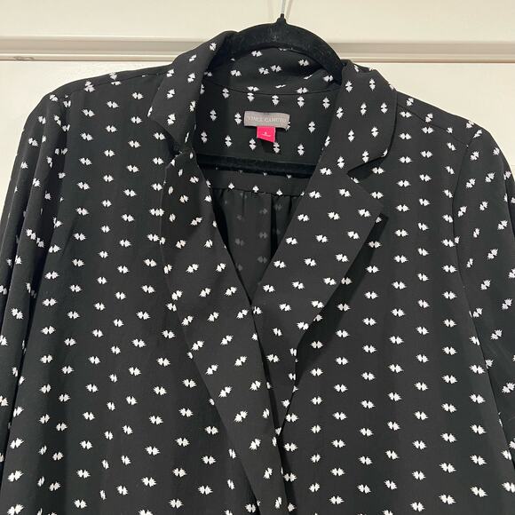 Vince Camuto Women's Wrap Blouse Black White Pattern‎ Size Small - Picture 3 of 9
